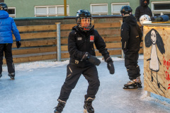 Skridskoåkare på Krämartorget.